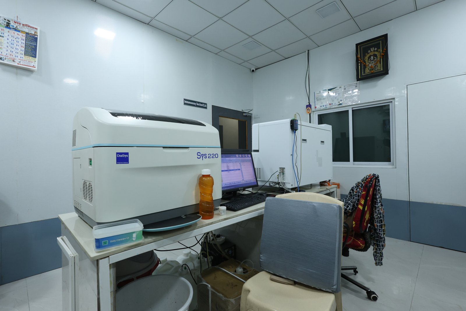 DiaSys Sys 220 Automated Biochemistry Analyzer Workstation